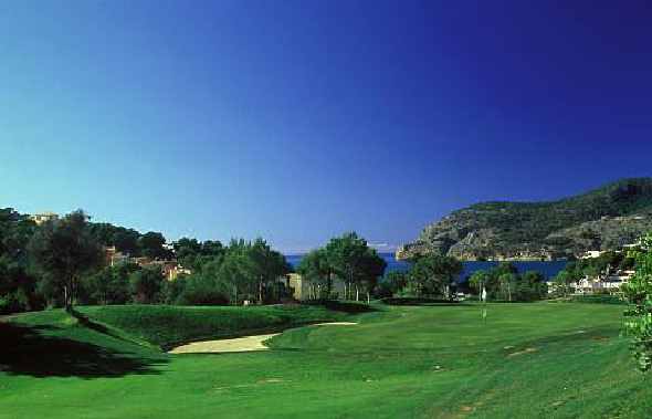 golf camp de mar.jpg